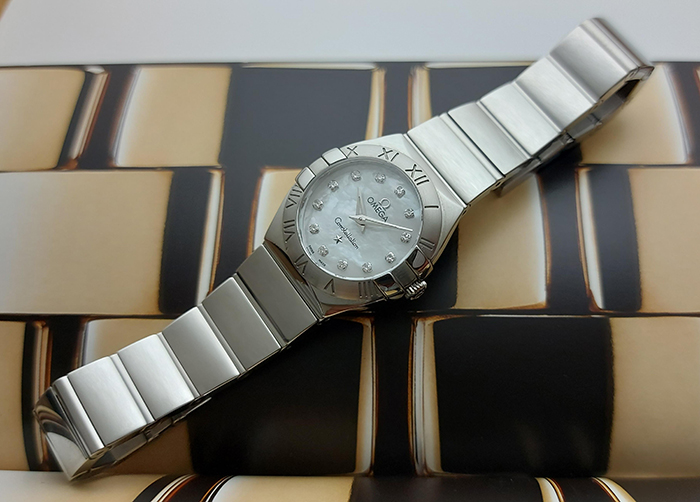 Ladies' Omega Constellation Diamond/Mother of Pearl Dial Ref. 123.10.24.60.55.002